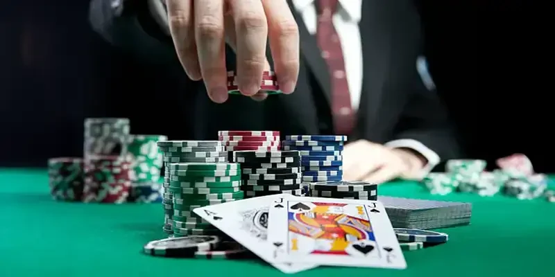 Giới thiệu tổng quan về game Baccarat Hit Club