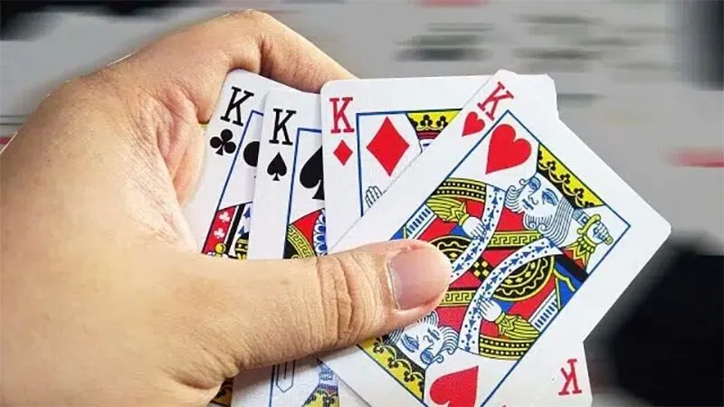 Tứ quý có giá trị cực lớn trong luật chơi Catte Hit Club